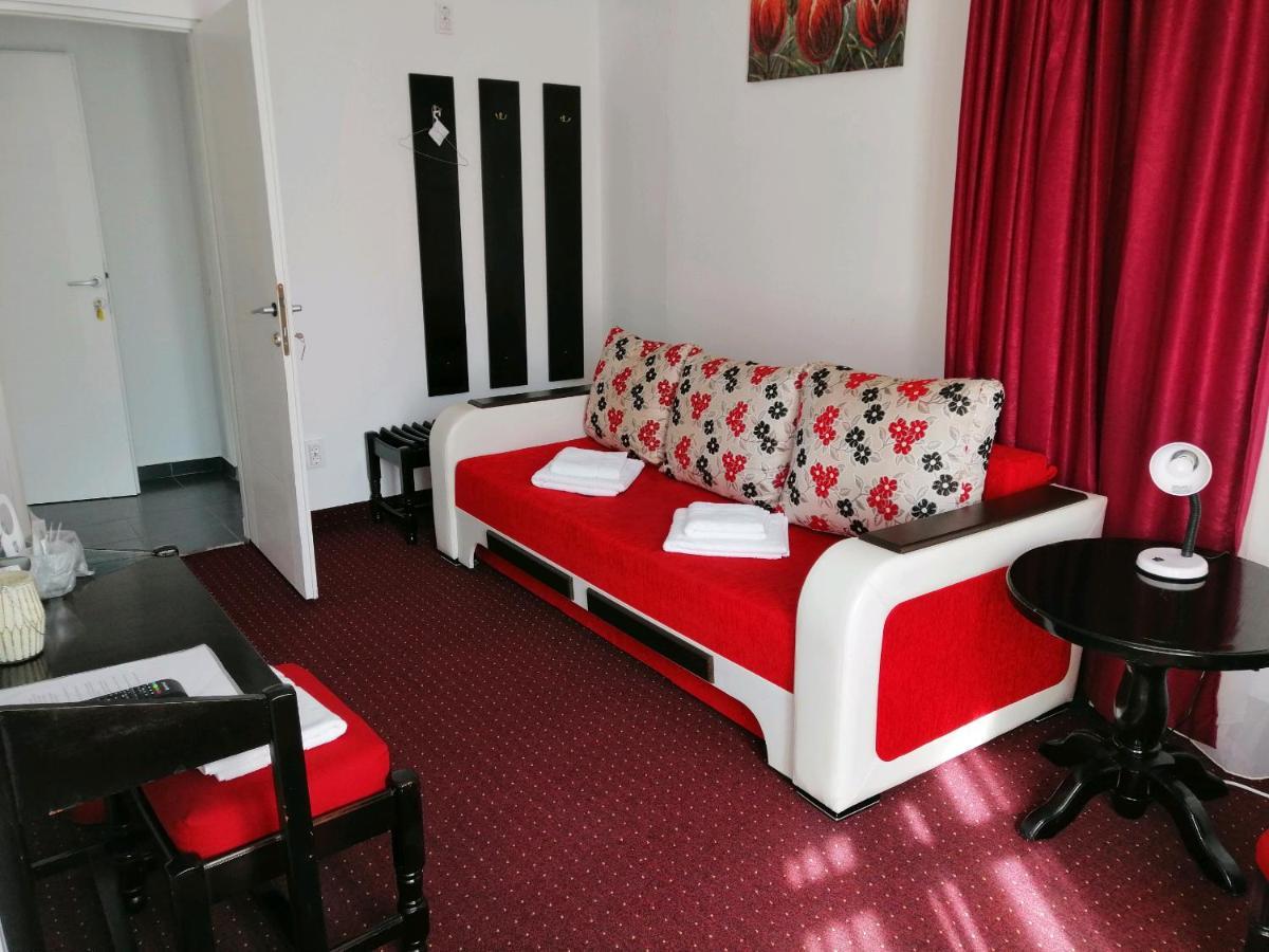 Copou Inn Iasi Eksteriør billede