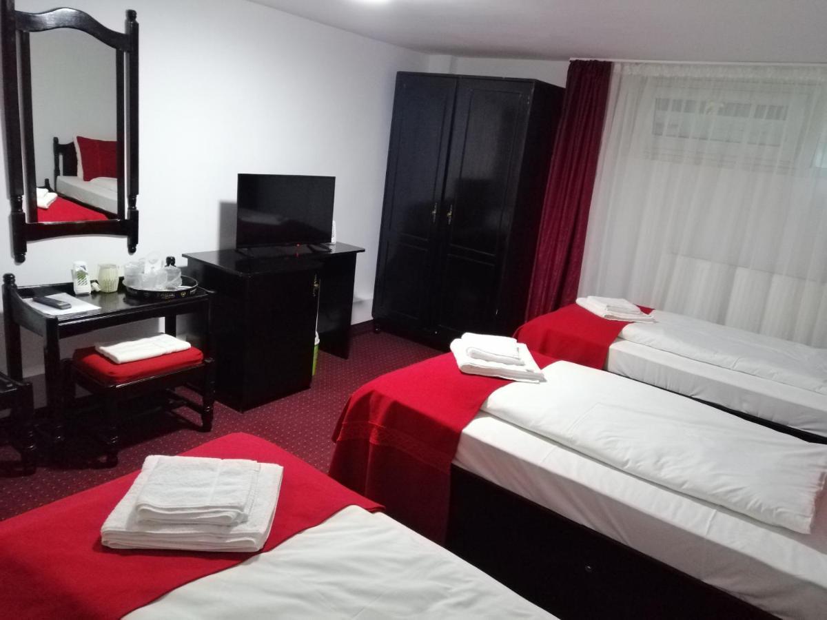Copou Inn Iasi Eksteriør billede