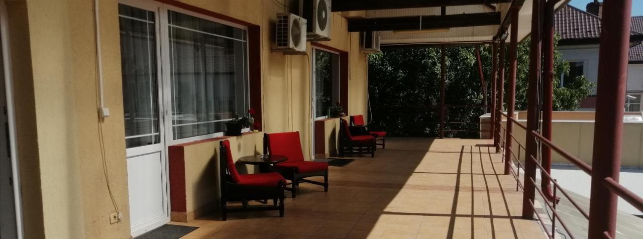 Copou Inn Iasi Eksteriør billede