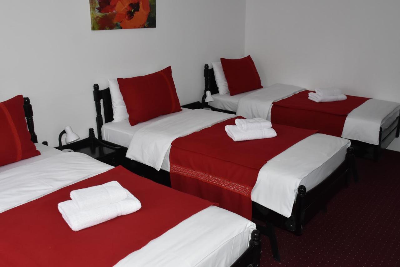 Copou Inn Iasi Eksteriør billede