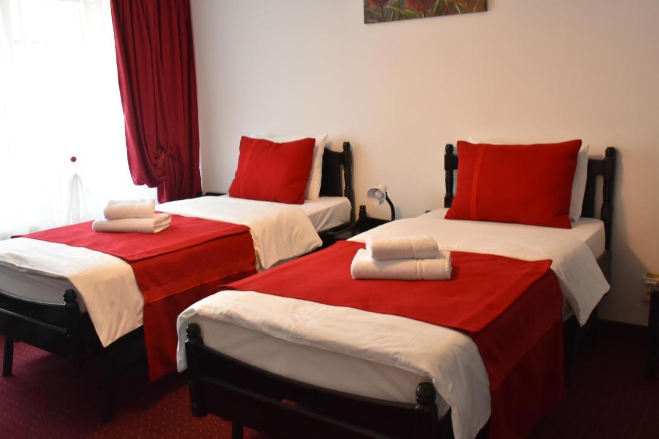 Copou Inn Iasi Eksteriør billede
